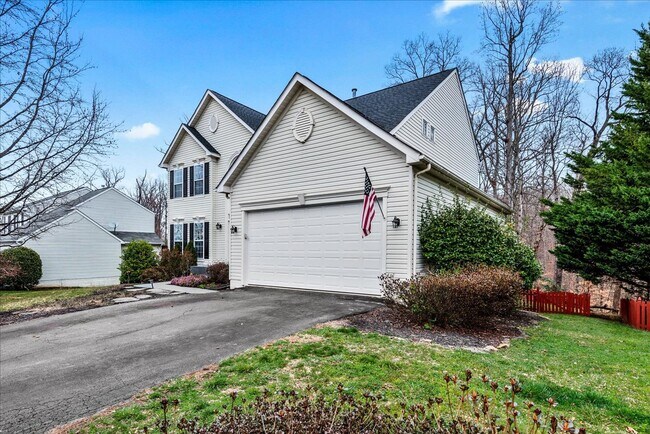Building Photo - Beautiful 5-bedroom home close to VRE, I-95, shopping and much more!
