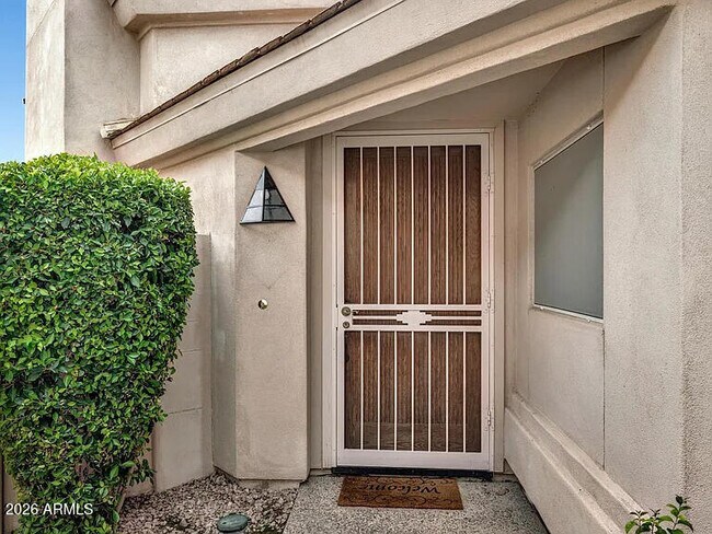 Building Photo - 7773 E Stallion Rd