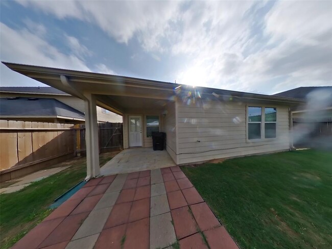 Building Photo - 21447 Ryans Path Ln