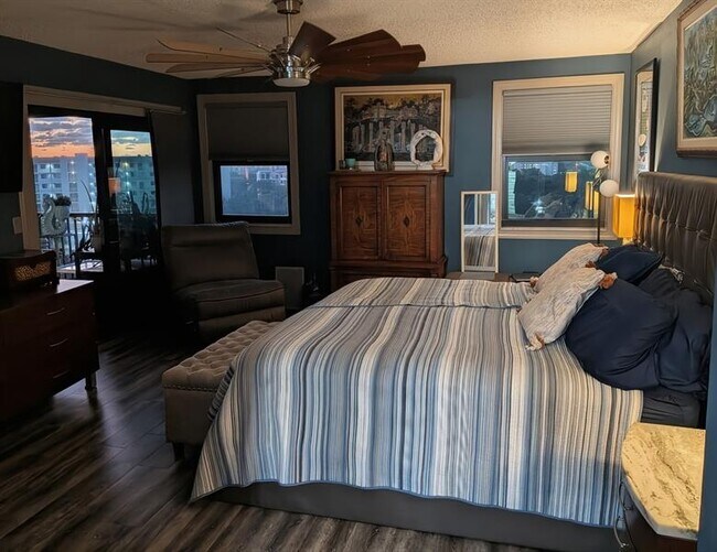 Building Photo - 2238 N Cypress Bend Dr