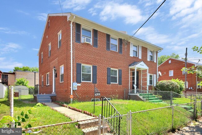 Building Photo - 4304 Wheeler Rd SE