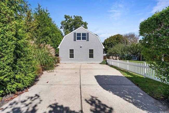 Building Photo - 25 A Gardners Ln