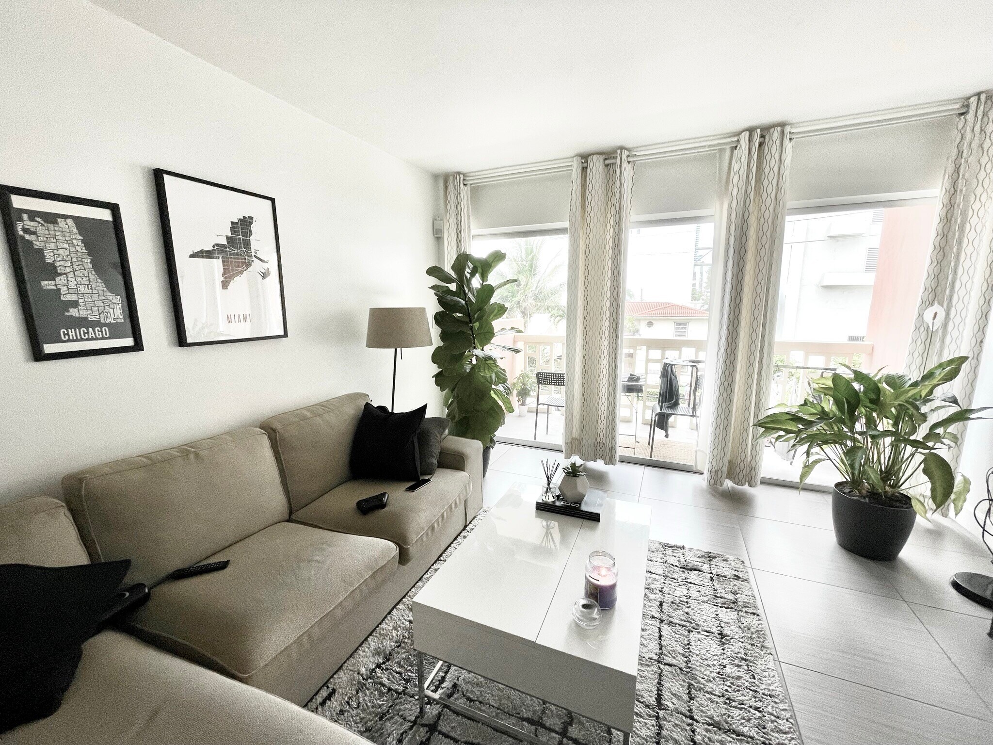 Building Photo - 600 NE 25th St