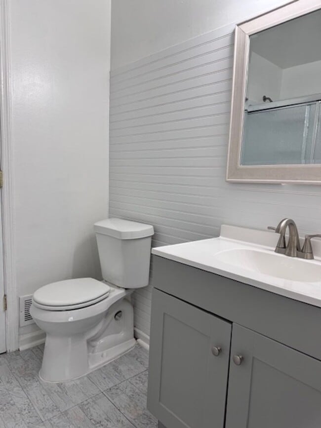 Building Photo - Charming 2-Bedroom Townhome in Prime Kennesaw Location!