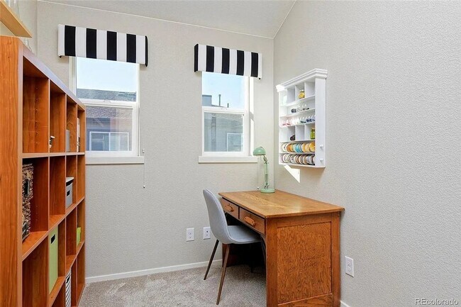 Building Photo - 4BR House in Great Denver Neighborhood