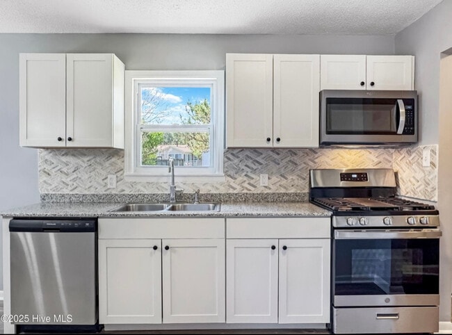 Building Photo - 1602 Forbes Ct