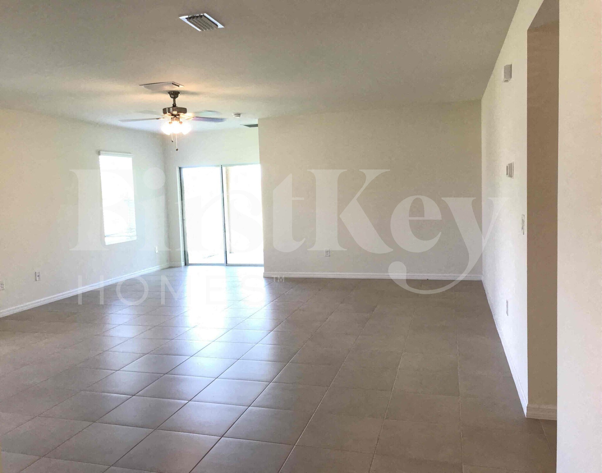 Building Photo - 625 SW 25th Terrace