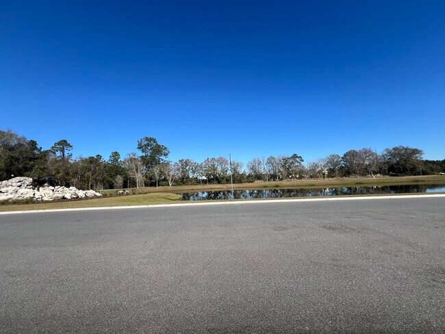 Building Photo - Ready Now: Panther Creek Two-Story Single Family Home