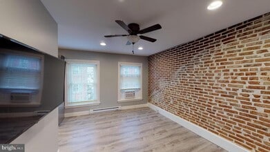 Building Photo - 27 S Church St