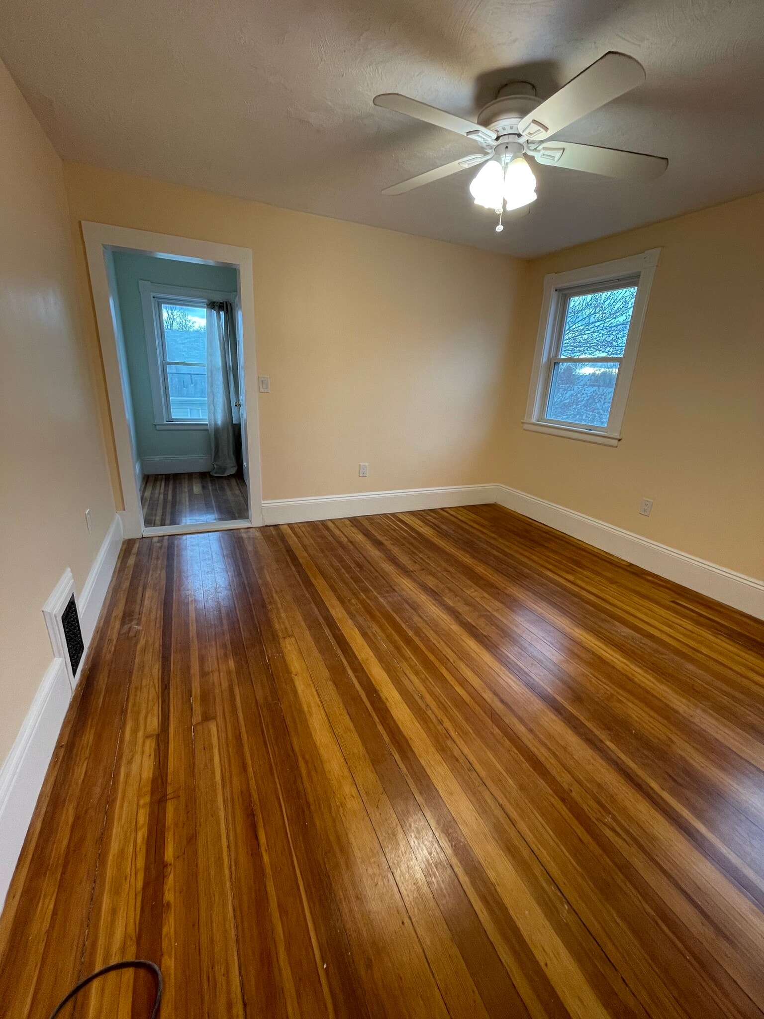 Building Photo - 31 Walter St