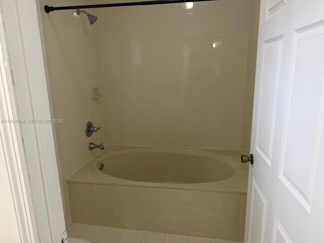 Building Photo - 6676 SW 115th Ct