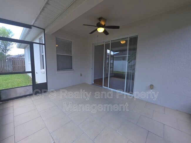 Building Photo - 117 Venetian Bay Cir