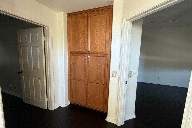 Building Photo - 602 Asbury Dr