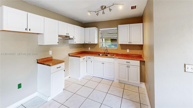 Building Photo - 2760 NW 58th St