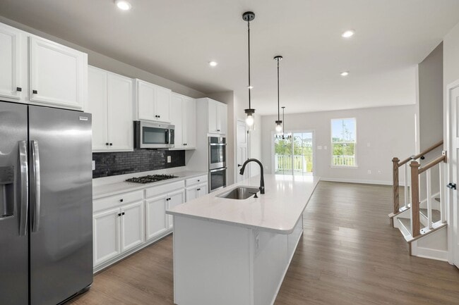 Building Photo - Family-Friendly Townhome for Rent in Baker Farm, Middletown, DE! Rent $2,995.00/month