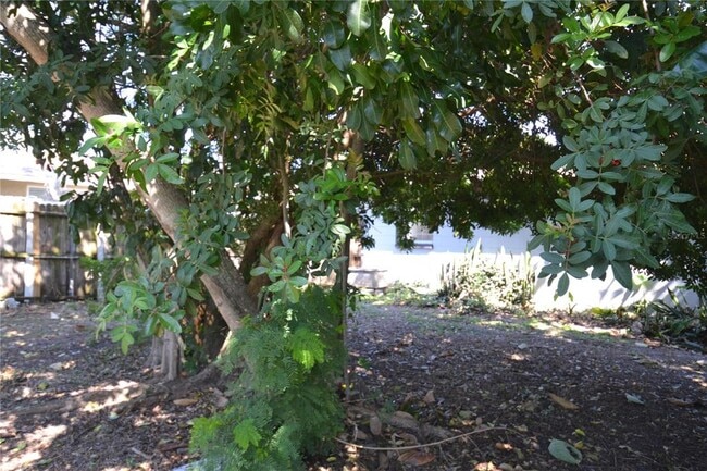 Building Photo - 2143 Chatlin Rd