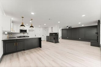 Building Photo - 26 E Woodtimber Ct