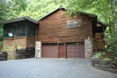 Building Photo - 64 Pine Tree Ln