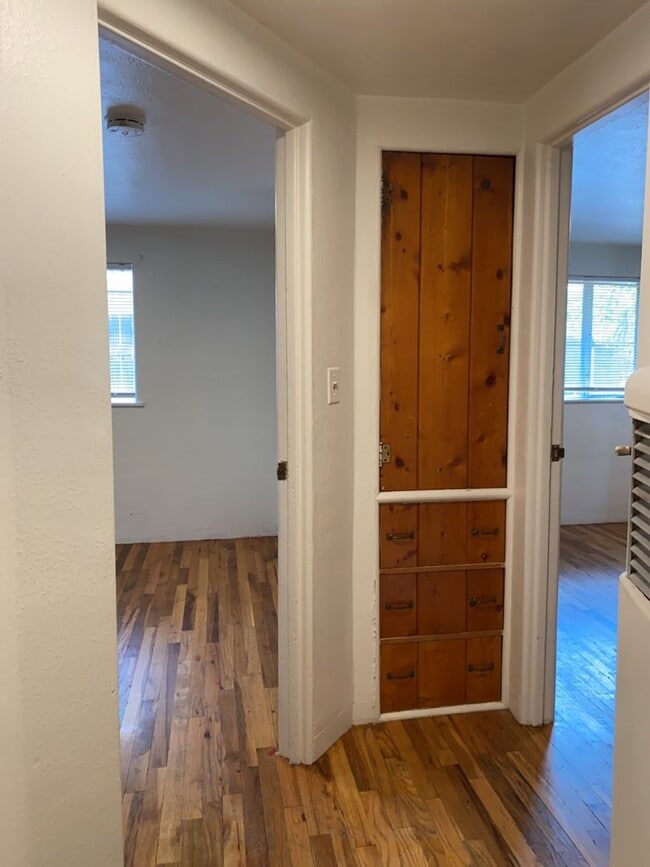 Building Photo - STUDENTS WELCOME! Cute 3-Bedroom / 1-Bath Home w/ Spacious Fenced Yard