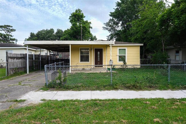 Primary Photo - 6907 Keller St