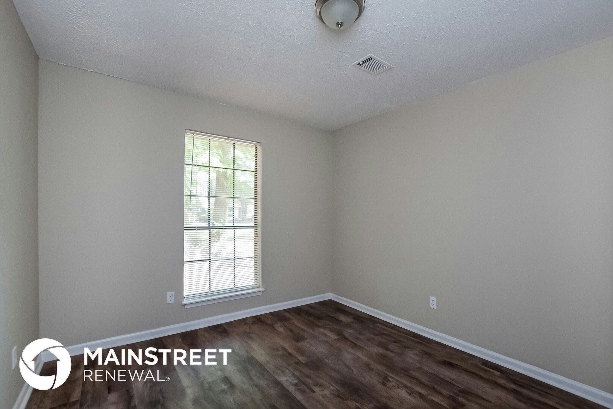 Building Photo - 170 Peachtree Dr