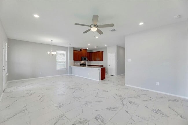 Building Photo - 1213 Backcountry Dr