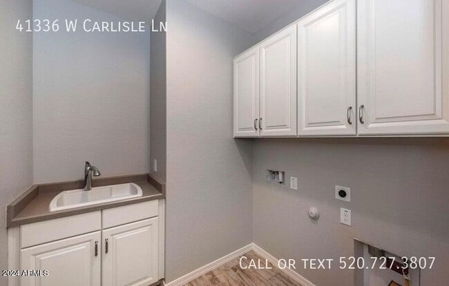Building Photo - 41336 W Carlisle Ln