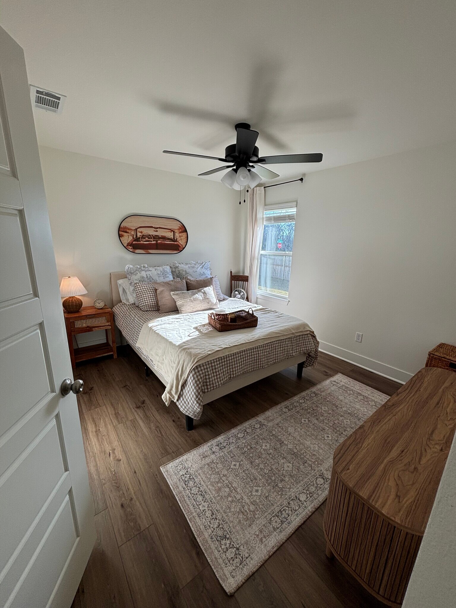 Building Photo - 1912 Eliel Ln