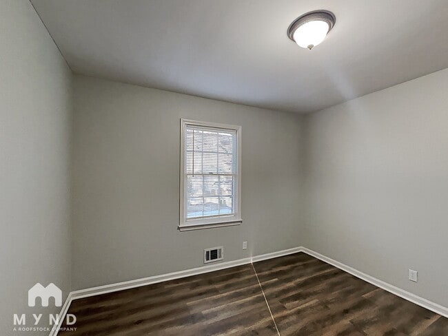 Building Photo - 1191 Timbercrest Dr
