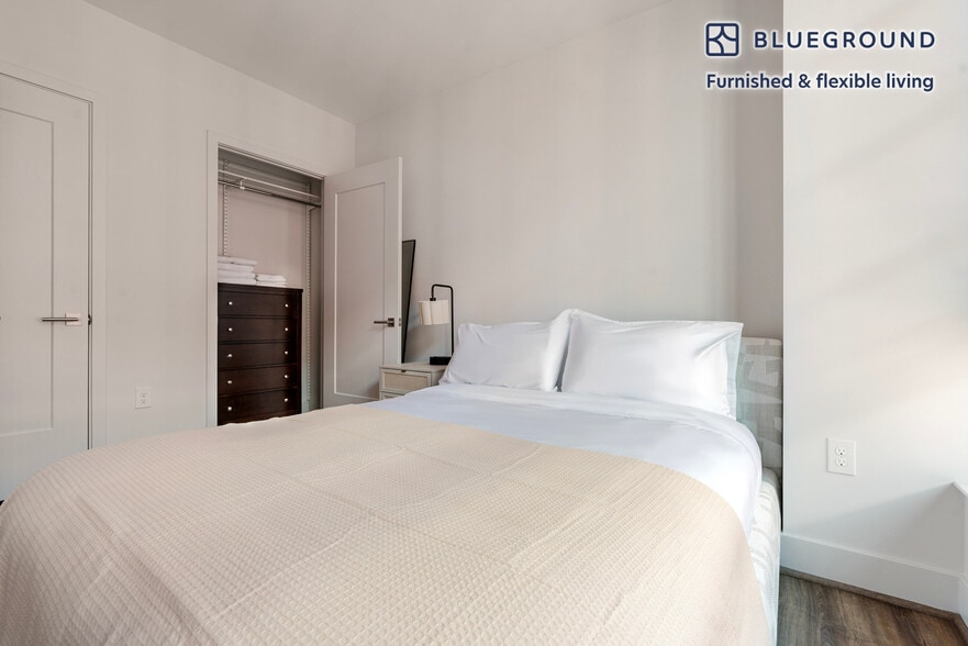 Building Photo - 770 Maine Ave SW