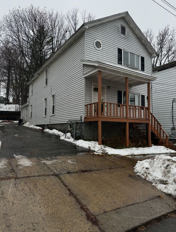 Primary Photo - 6 E Clinton St