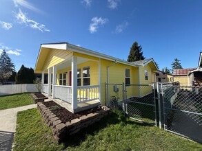 Building Photo - Mount Vernon 3 Bedroom