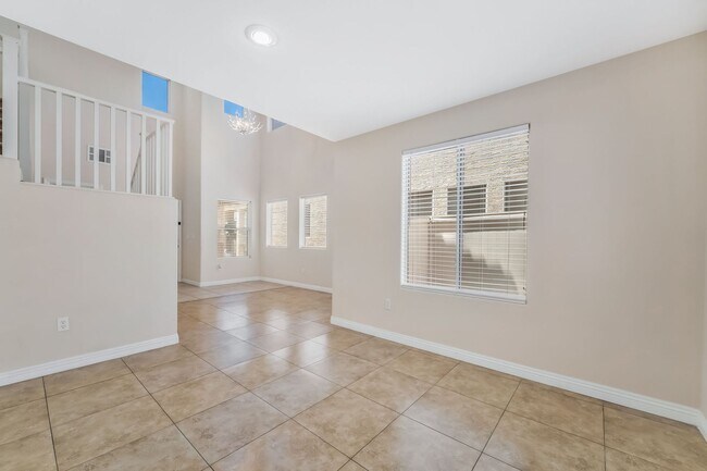 Building Photo - Modern Comfort in the Heart of Coronado Ranch!