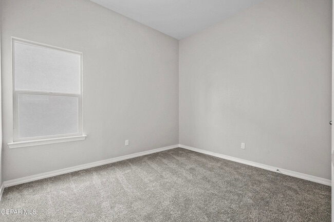 Building Photo - 12681 Don Norte St