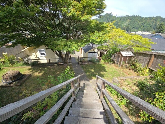 Building Photo - Beautifully remodeled 2BD/1BA Scotia home