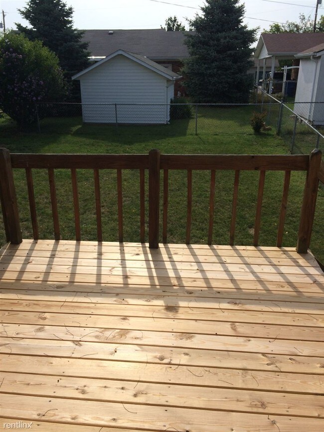 2 br, 1 bath Duplex 1310 Dale Dr 1310 Dale Dr Winchester KY 40391