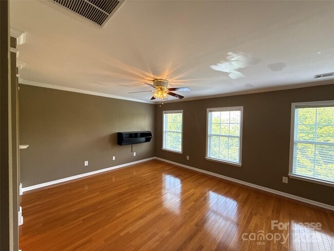 Building Photo - 9245 Belcaro Ln