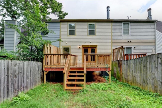 Building Photo - 3876 Meadow Creek Dr
