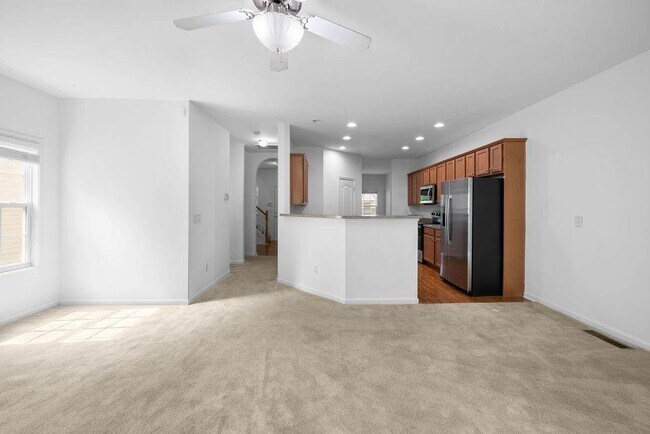 Building Photo - 2677 Cedar Dr