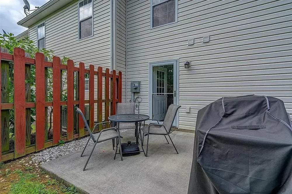 Building Photo - 6767 Woodcreeper Drive