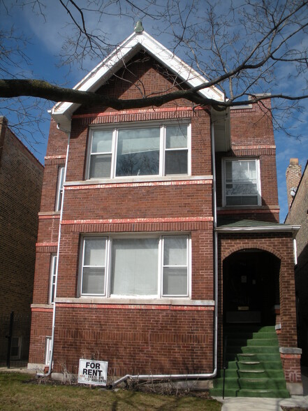 2 units - 1256 W Arthur Ave