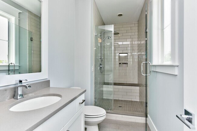 Building Photo - Brooklyn Art District | 2-Bedroom, 2.5 Bath