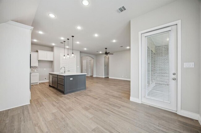 Building Photo - 12502 Kinmundy Ln