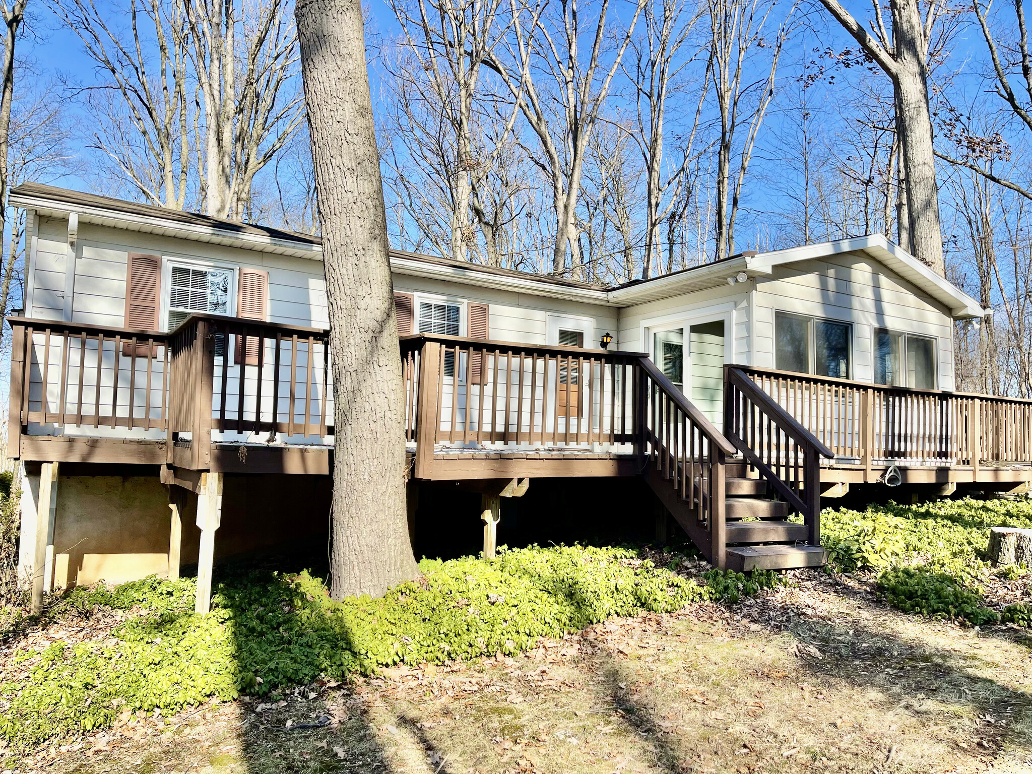 Front of the Home - 21628 Parker Rd