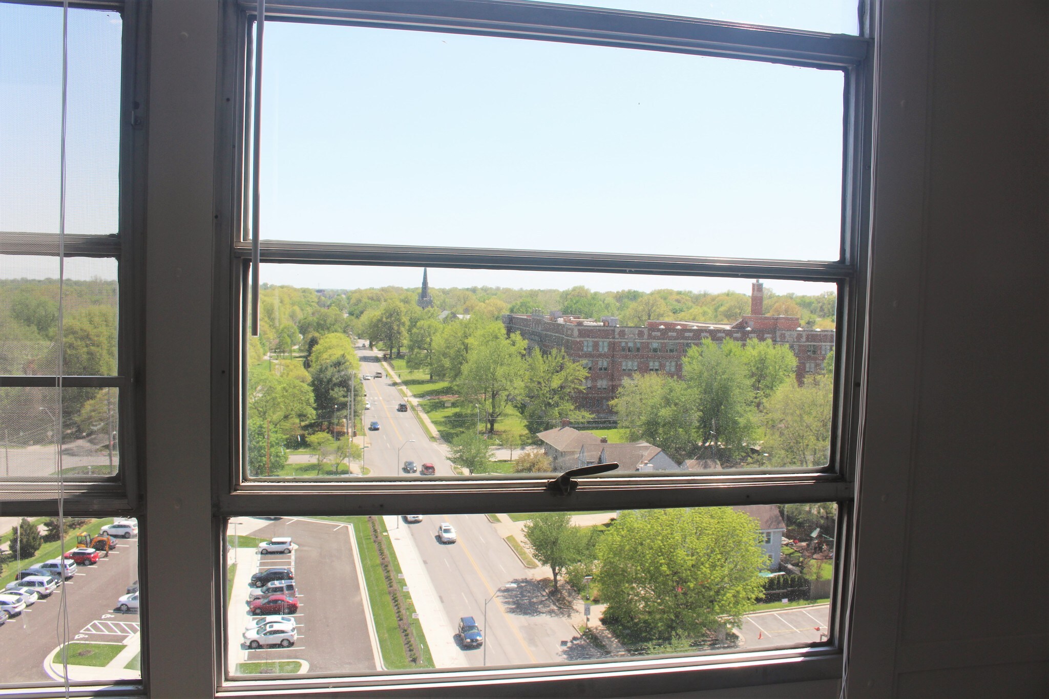 south view - 333 W Meyer Blvd