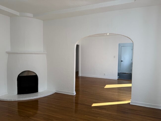 Building Photo - 8714 Rangely Ave