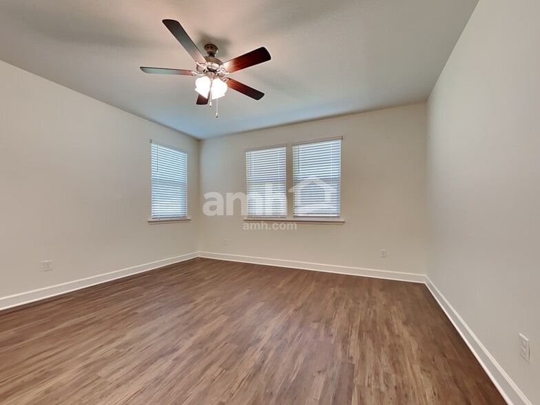 Building Photo - 12240 Sapp Rd