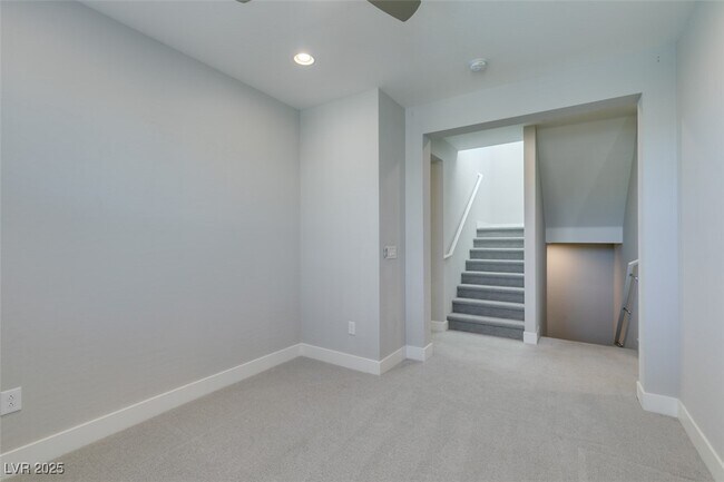 Building Photo - 11323 Gravitation Dr
