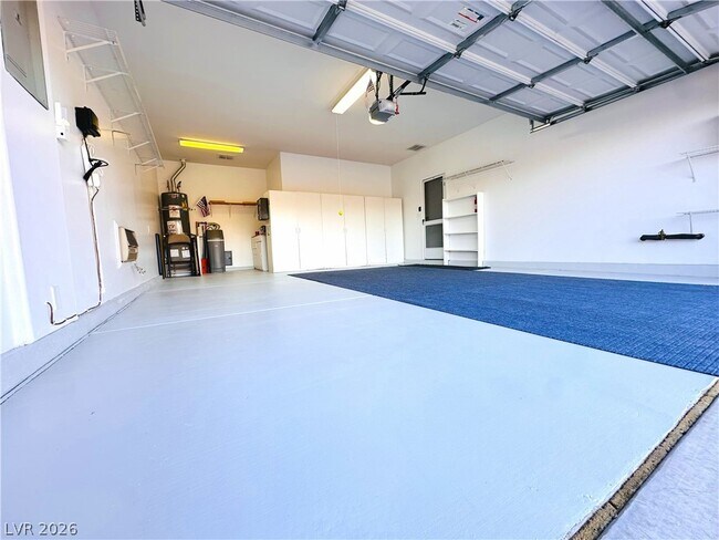 Building Photo - 2988 Yellow Springs Ct