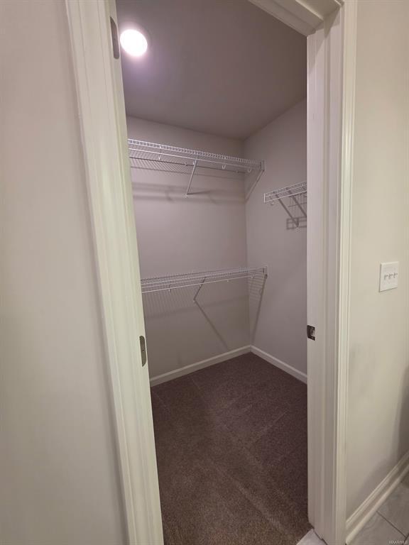 Building Photo - 745 Park Ln